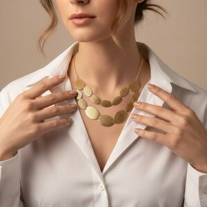 Elegant Gold Necklace